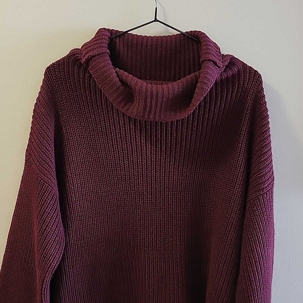 𝅺LORD & TAYLOR Burgundy Sweather US S - Picture 3 of 8